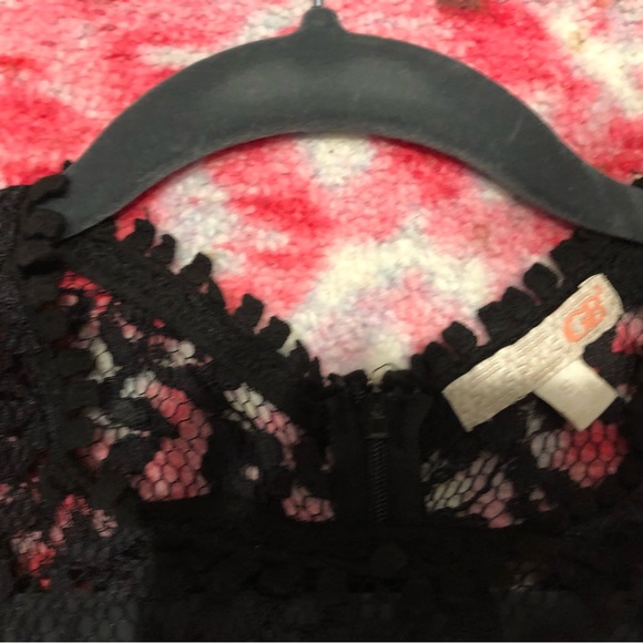 GB Sleeveless lace jumpsuit - Picture 3 of 5